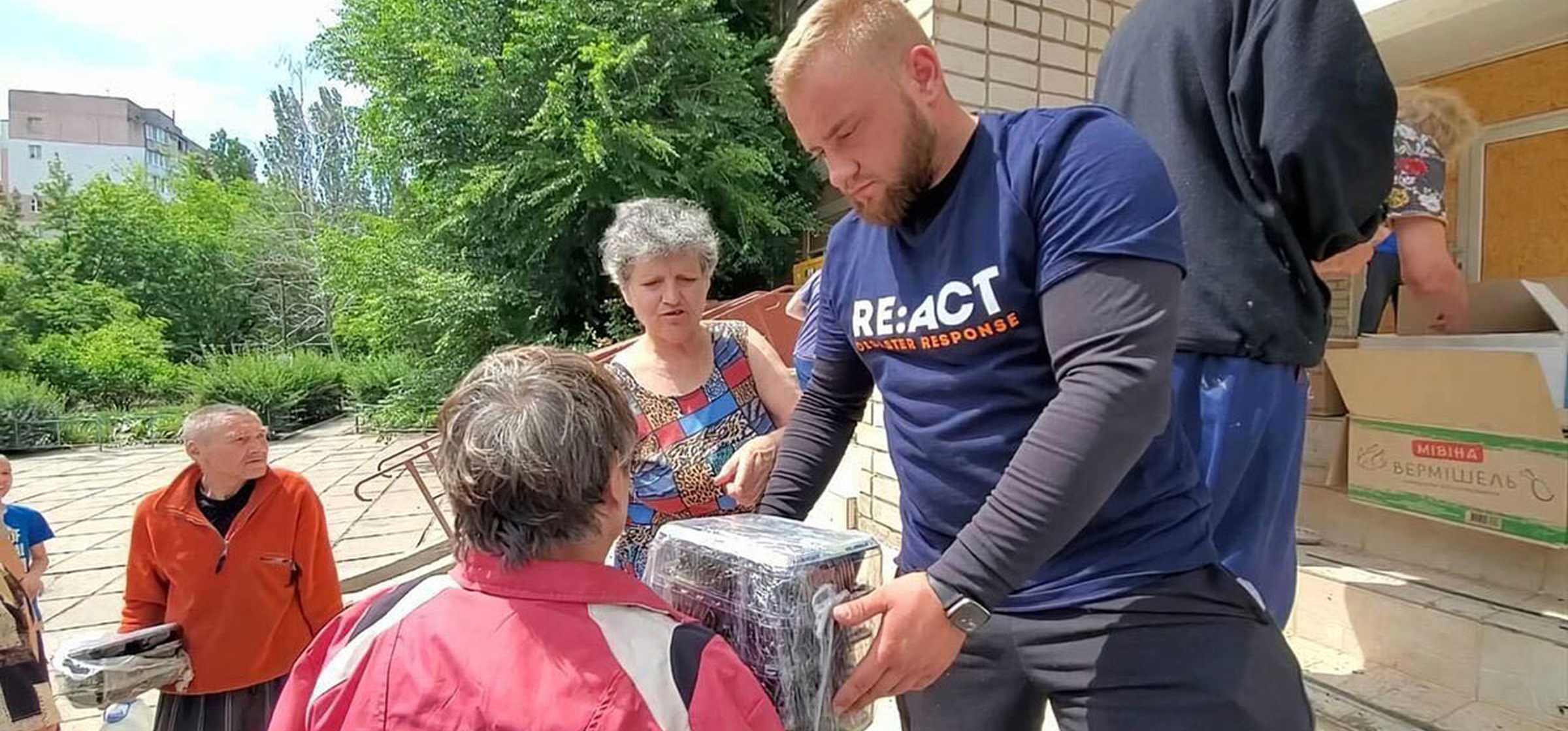 Ukraine-Flood-Response-Hot-Meals.jpg